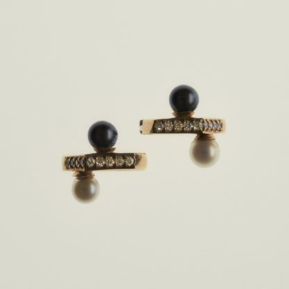 #3 Nut Diamonds B&W Pearls Earrings