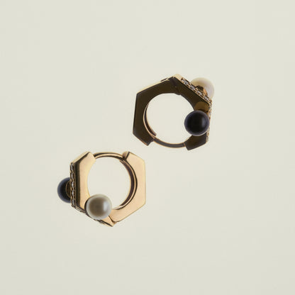 #3 Nut Diamonds B&W Pearls Earrings