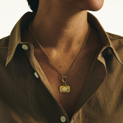 Oval Diamonds Rays Pendant